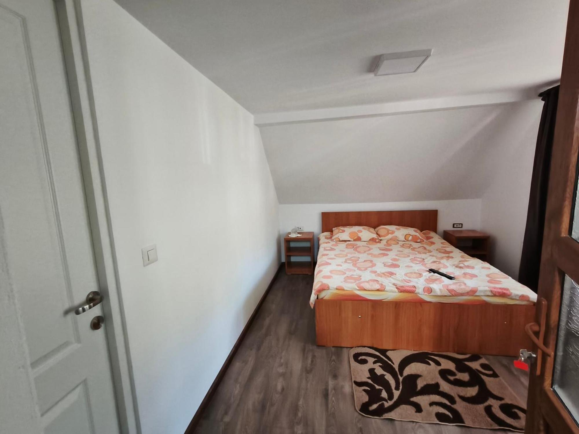 Family&Friends Apartment Ceahlau Exterior photo